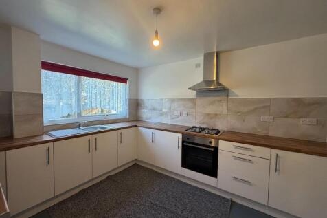 South Holme Court, Northampton NN3 photo 3