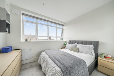 1331500-12-688a45...