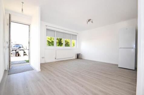 Northolt Avenue, Bishop's Stortford photo 3