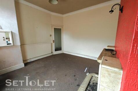 WhatsApp Image 2025-04-18 at 12.56.05 (11).jpeg