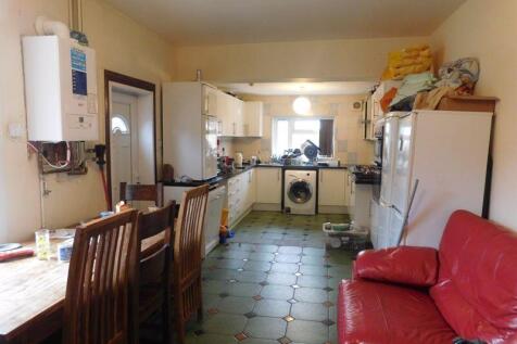 Harlaxton Drive, Nottingham photo 3