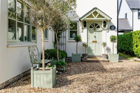 Toad Hall, Llandow-SWPP-HR-06.jpg