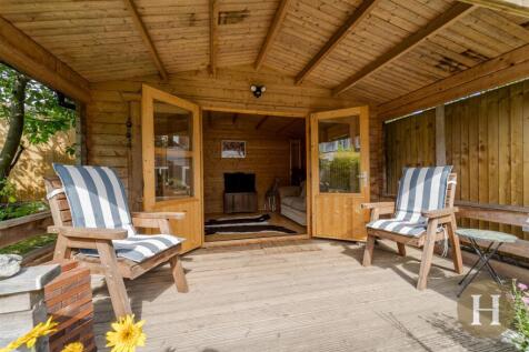 Hadleigh Estate Agents-12.jpg