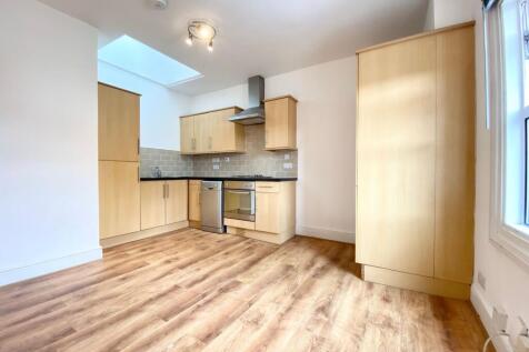 Bedminster, St. Johns Lane, BS3 photo 4