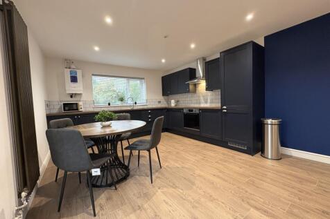 Room 3, Ashby Road, Woodville, Swadlincote, Derbyshire photo 3