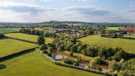 Aerial view of Malvern View Leisure Park surrounde