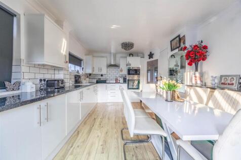 Kitchen/Dner