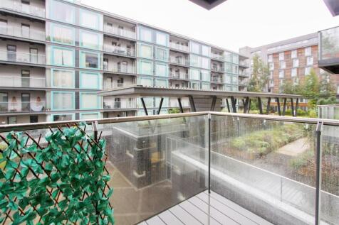 Balconyu.jpg