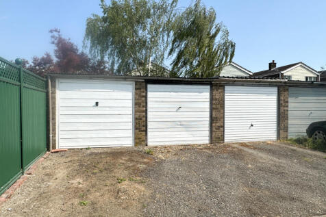 Garage nearby