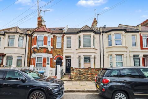 8b Beaconsfield Road, Willesden, London NW10 2JG