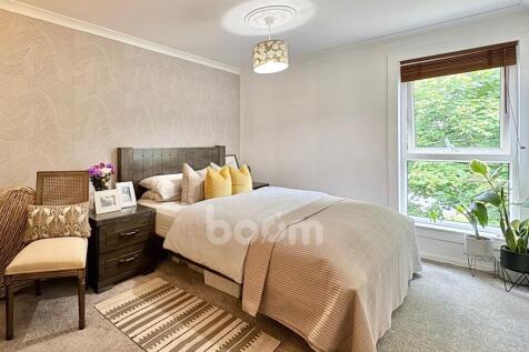 Park Green, Erskine bedroom two shot