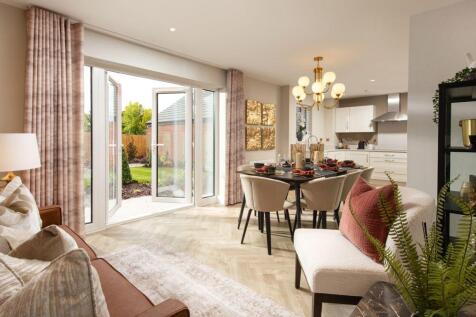 2 Marston Leys The Windsor Internals Family and Dining Area