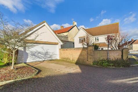 21 - 4 bed detached house.jpg