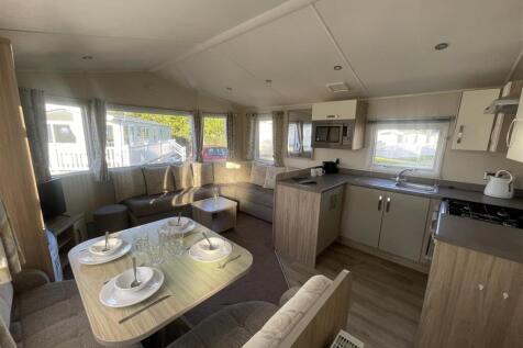 2 Bedroom Static Home for Sale in Monkton By Guild
