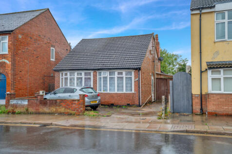 Three Bedroom Detached Bungalow on Marston Road