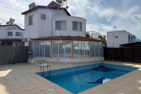 Amazing 4 bedroom Villa in Esentepe with Sea Views Image 1 1