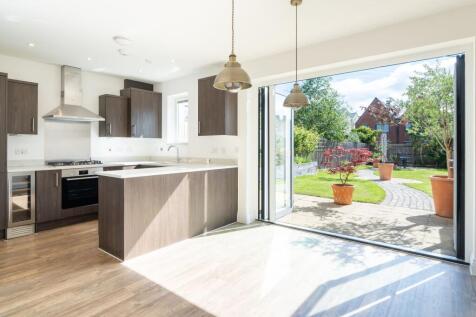 Kitchen/Dining