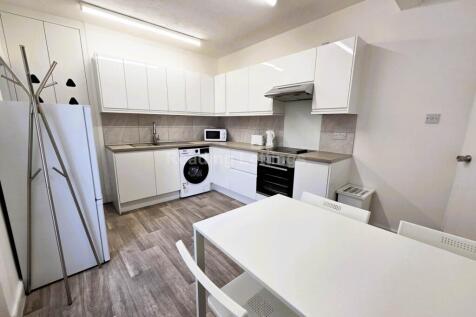 1-bed house on Carey Street, Reading - ALL BILLS INC., £675/mo