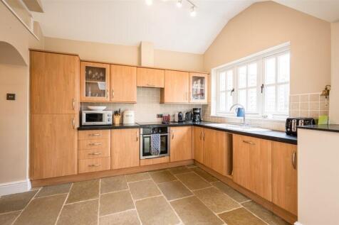 Market Hill, Orford, IP12 photo 5