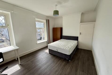 Mackintosh Place, Cardiff photo 5