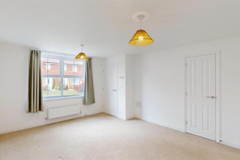 Bligny Crescent, Rose Place, Bicton Heath, Shrewsbury photo 3