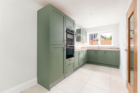 Kitchen_1.jpg