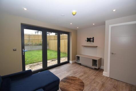 Manor Farm Close, Lime Avenue, Leamington Spa photo 5