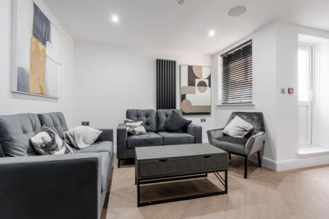 Call us to view this 2 bedroom in New Cross Gate 