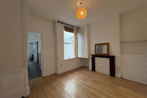 Keppoch Street, Roath, Cardiff photo 5