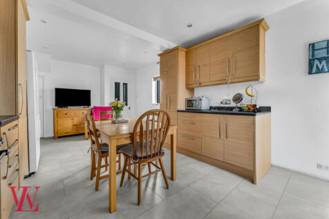 Kitchen / Dining / Family Room