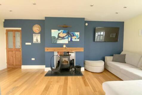 Living/Dining Kitchen