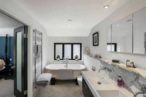 Juniper Stables internals12.jpg