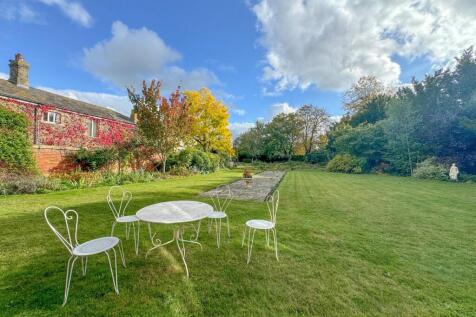 Graham House, Birdcage Walk, Newmarket, Suffolk, CB8 photo 3