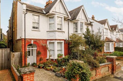 Waldemar Avenue (...