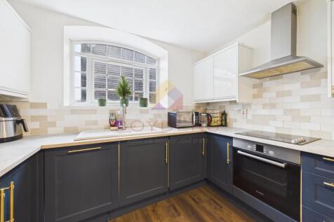 Kings Meadow Court, Kelvedon photo 3