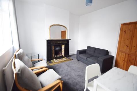 12 Clarke Street, Broomhall photo 3