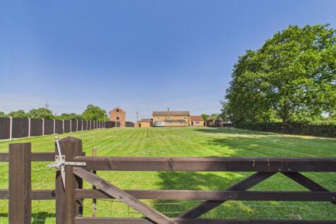 Rear Elevation From Paddock