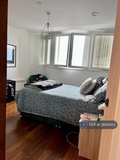 Main Double Bedroom