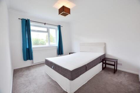 Fairfield Road, Uxbridge, UB8 photo 3