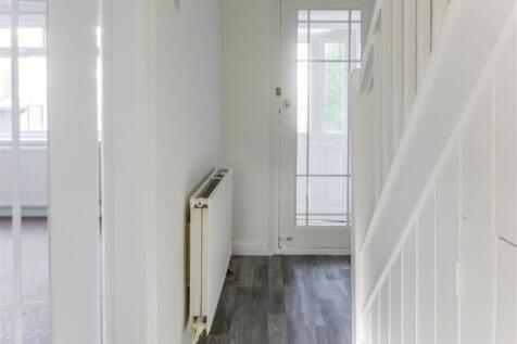 NN15, Hillside Avenue, Kettering photo 4