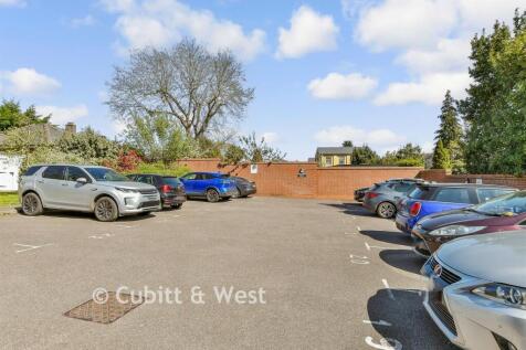 Driveway/Parking