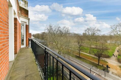 Knightsbridge Luxury  Flat 30, Wellington Court (37).jpg