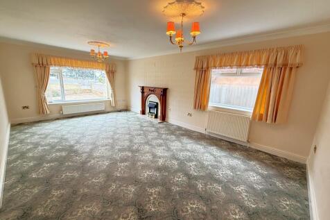 LIVING ROOM 1
