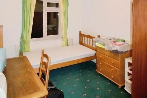  3Eldertree Gardens photo 5