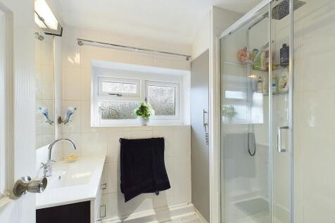 CAM03582G0-PR0049...