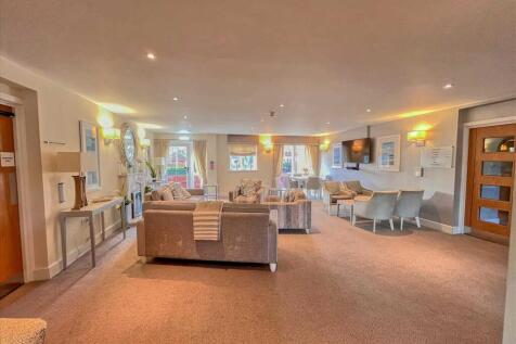 Communal Lounge