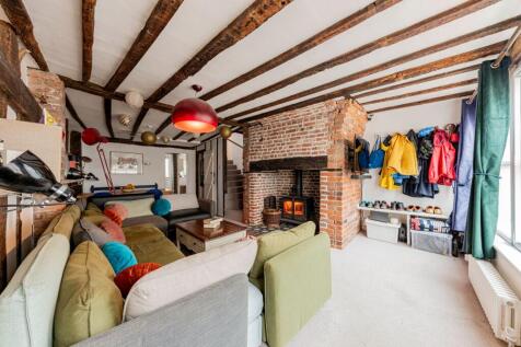 Living Room (5)