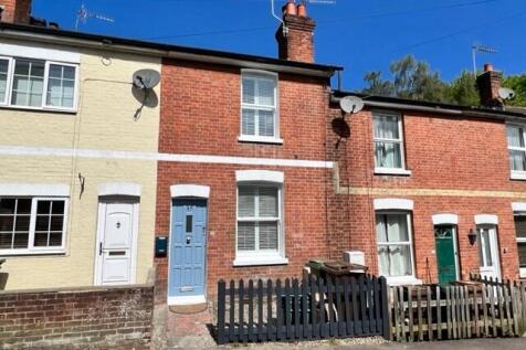 2-bed house on Woodside Road, Tunbridge Wells, £1,500/mo