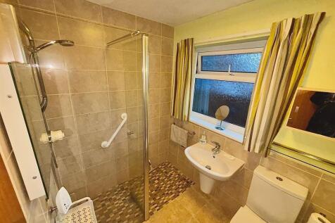 WhatsApp Image 2025-11-06 at 16.04.46_7ffc438a.jpg