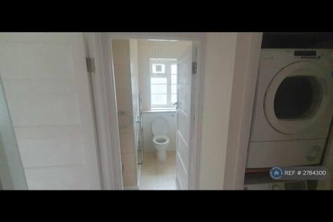 Toilet/Bathroom
